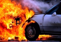 Vehicle fire in Iskele... It burned where it stood!