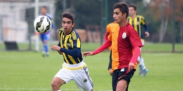 İskele'de Futbol'da U 16 Derbisi