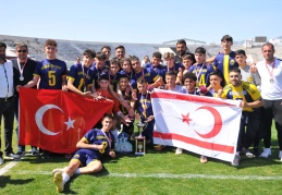 Futbol'da İskele Bekirpaşa Lisesi Şampiyon