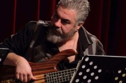 Müzisyen Hakan Yelbiz'in ölümü sonrası ünlülerden paylaşımlar art arda geldi