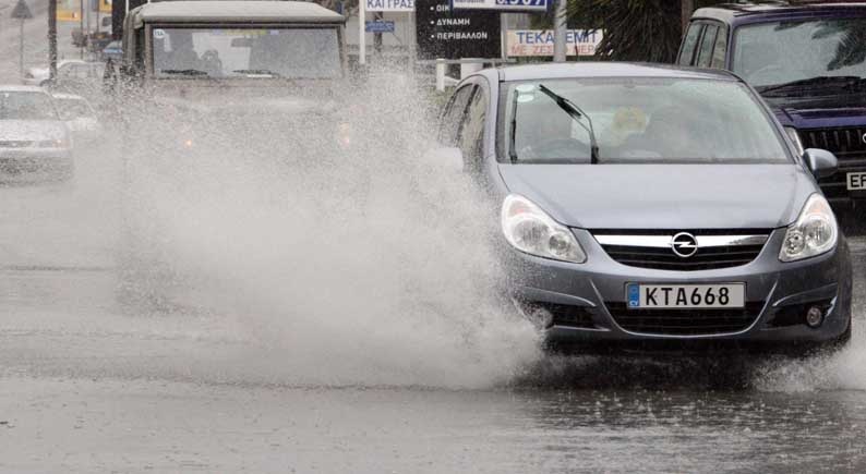 Rain causes landslides in Paphos, drivers cautioned
