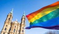 Црква Енглеске одлучила да благослови истополне бракове, али ЛГБТ активисти и даље нису задовољни