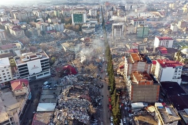 The number of people who lost their lives in the earthquake that hit 10 provinces exceeded 31 thousand.